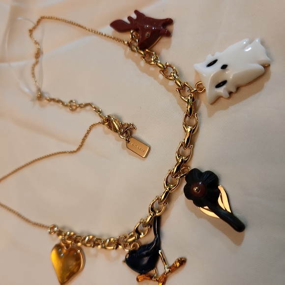 Fun Necklace - Picture 4 of 5